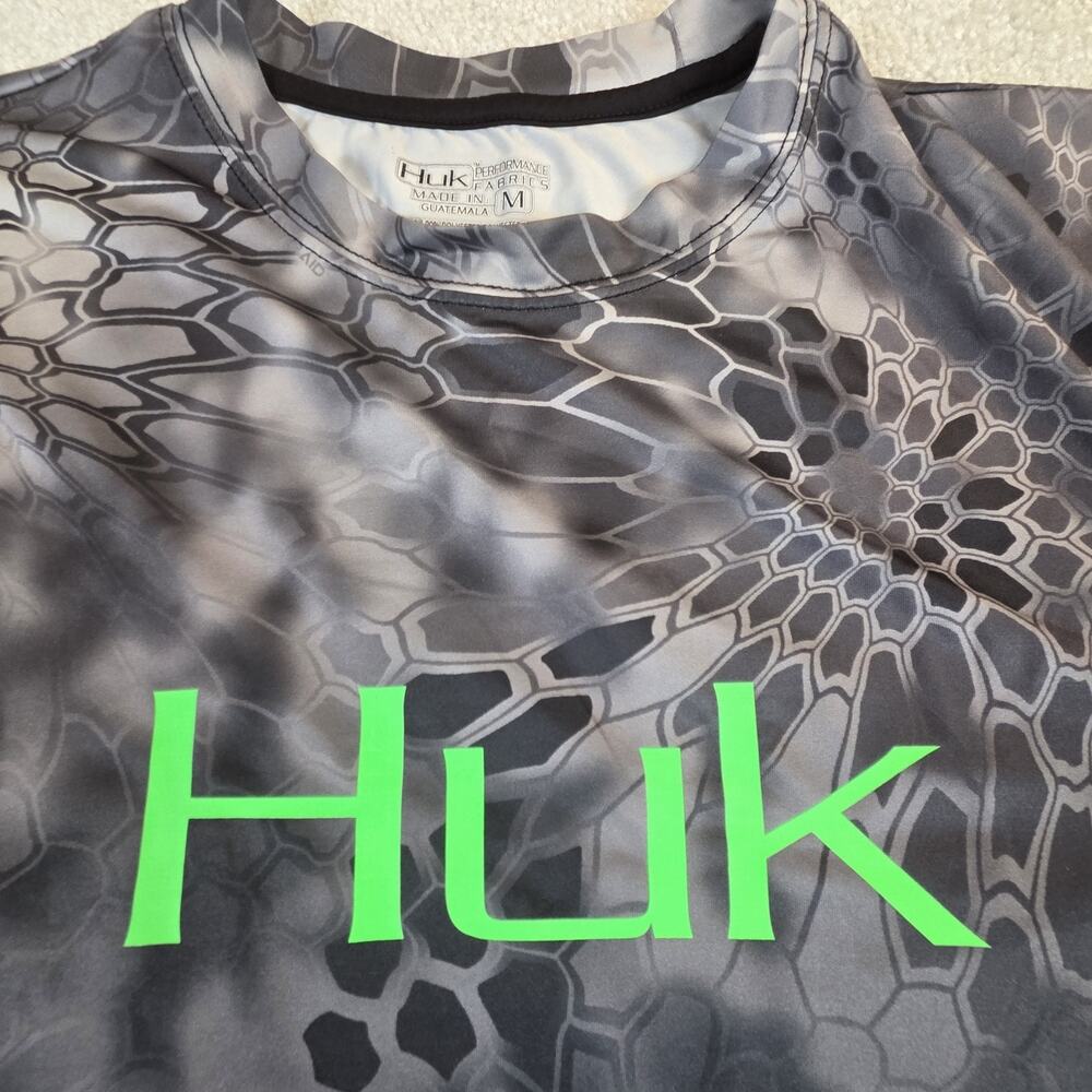 Huk Performance Fishing Shirt Mens M Black Long Sleeve UPF Sun Outdoor